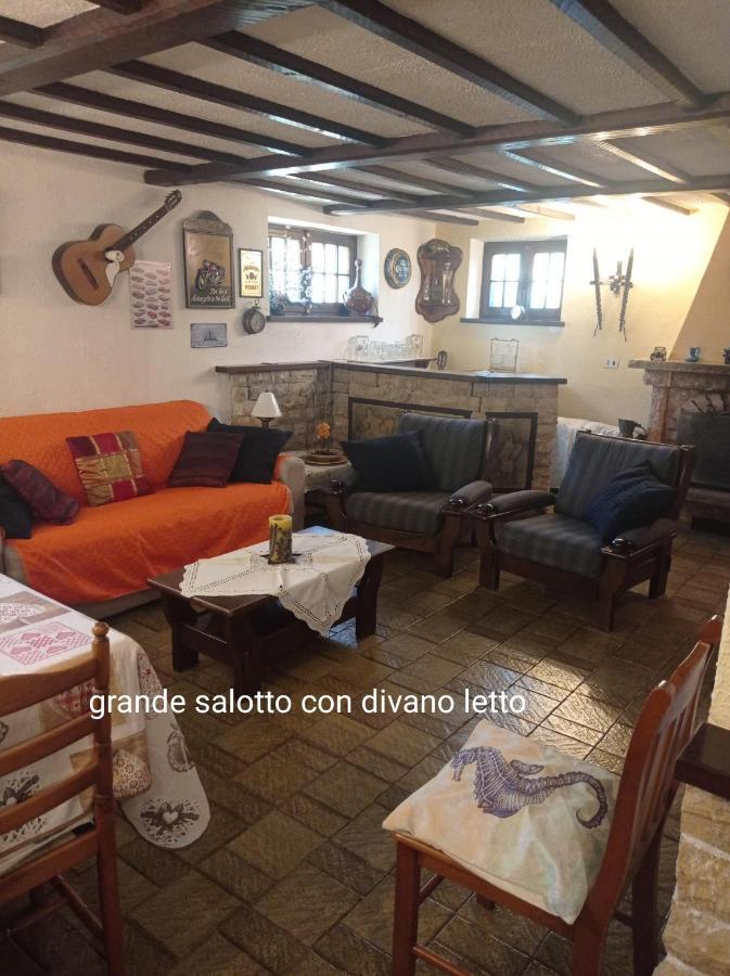 Villa Laura Incisa Scapaccino Kültér fotó